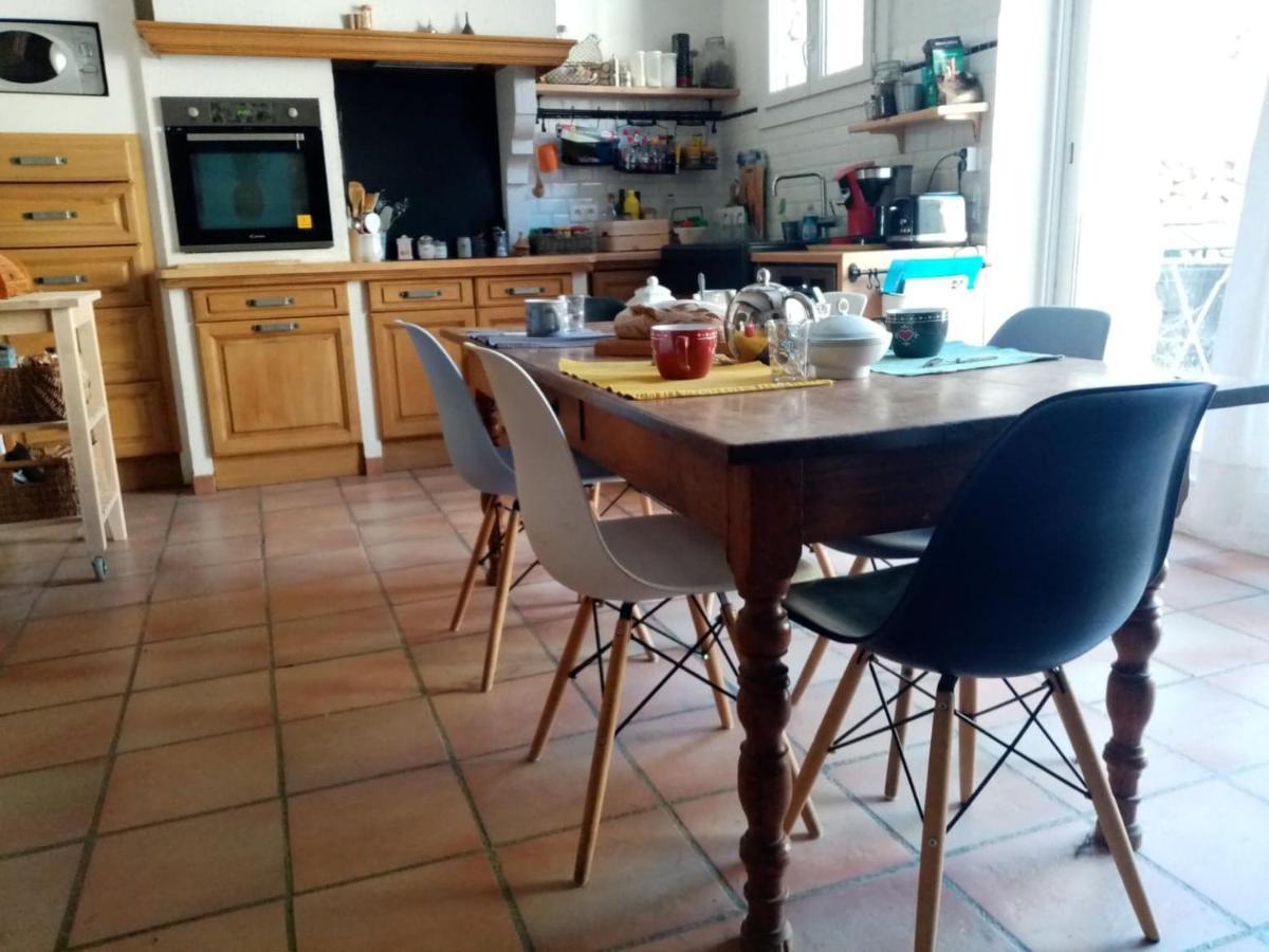 gîte de l'horloge Montpeyroux  Extérieur photo