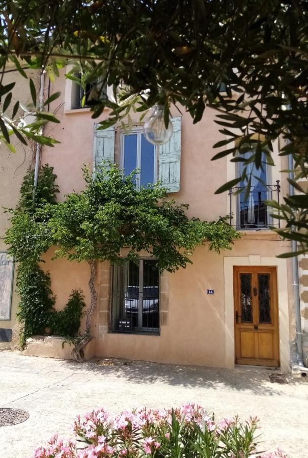 gîte de l'horloge Montpeyroux  Extérieur photo
